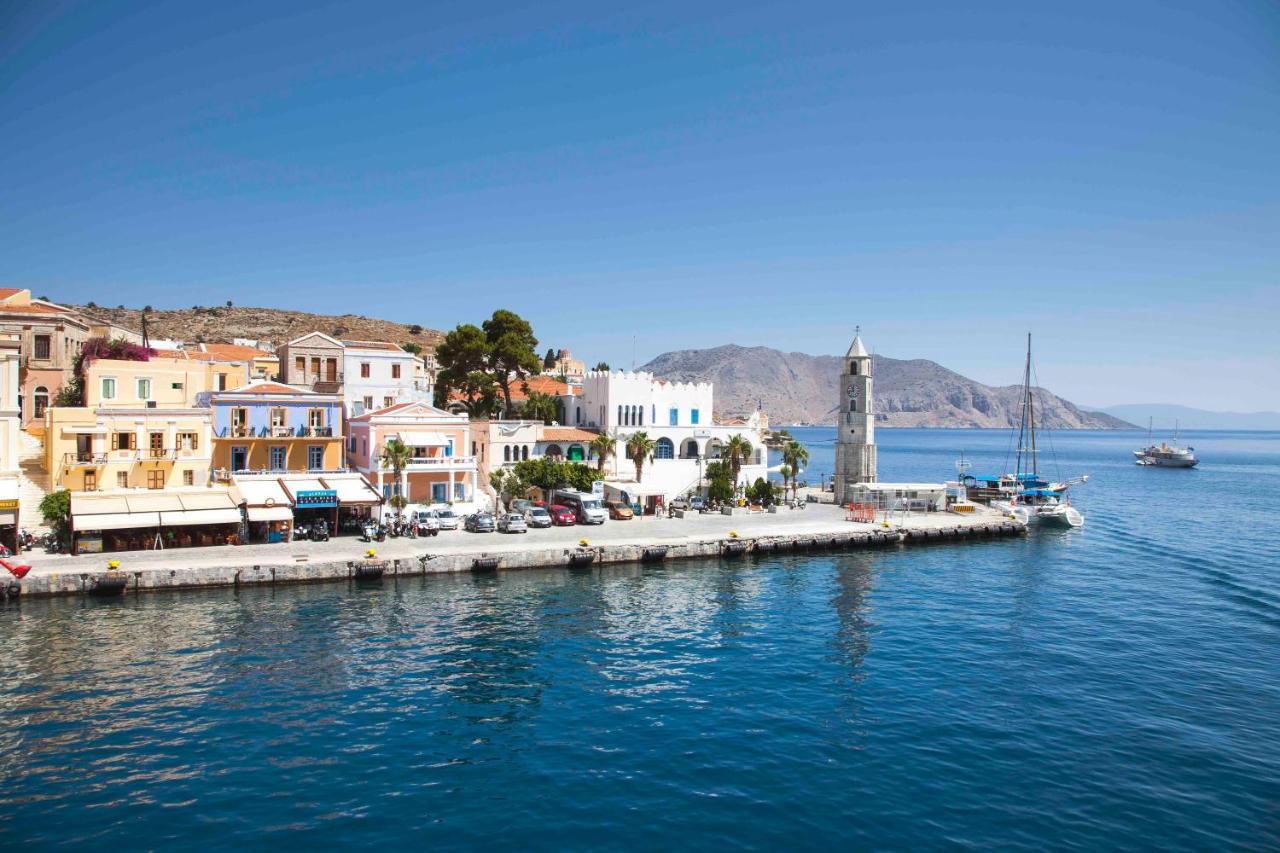Cozy Apartments In Symi Center Bagian luar foto