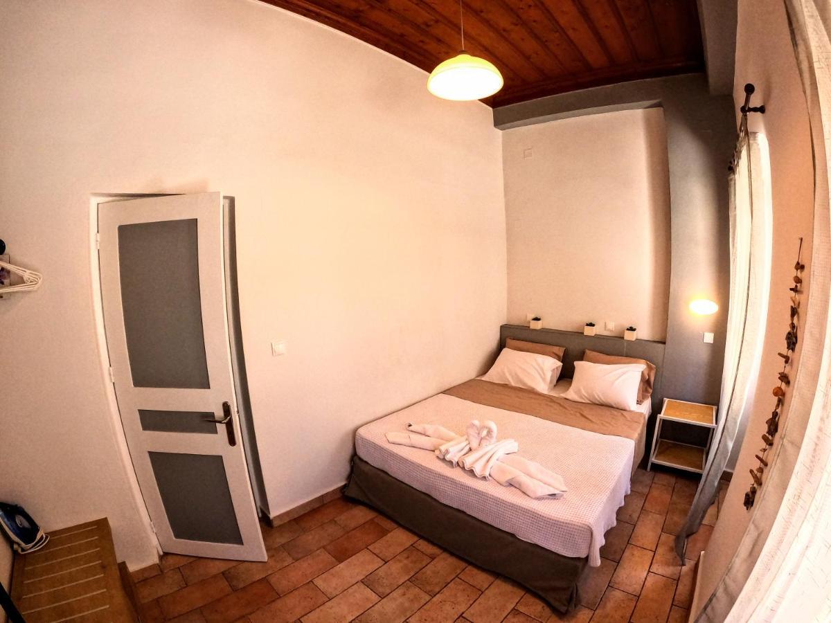 Cozy Apartments In Symi Center Bagian luar foto